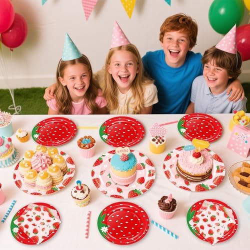 OuMuaMua Strawberry Themed Party Tableware Set 150 Pcs